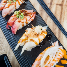 salmin sushi
